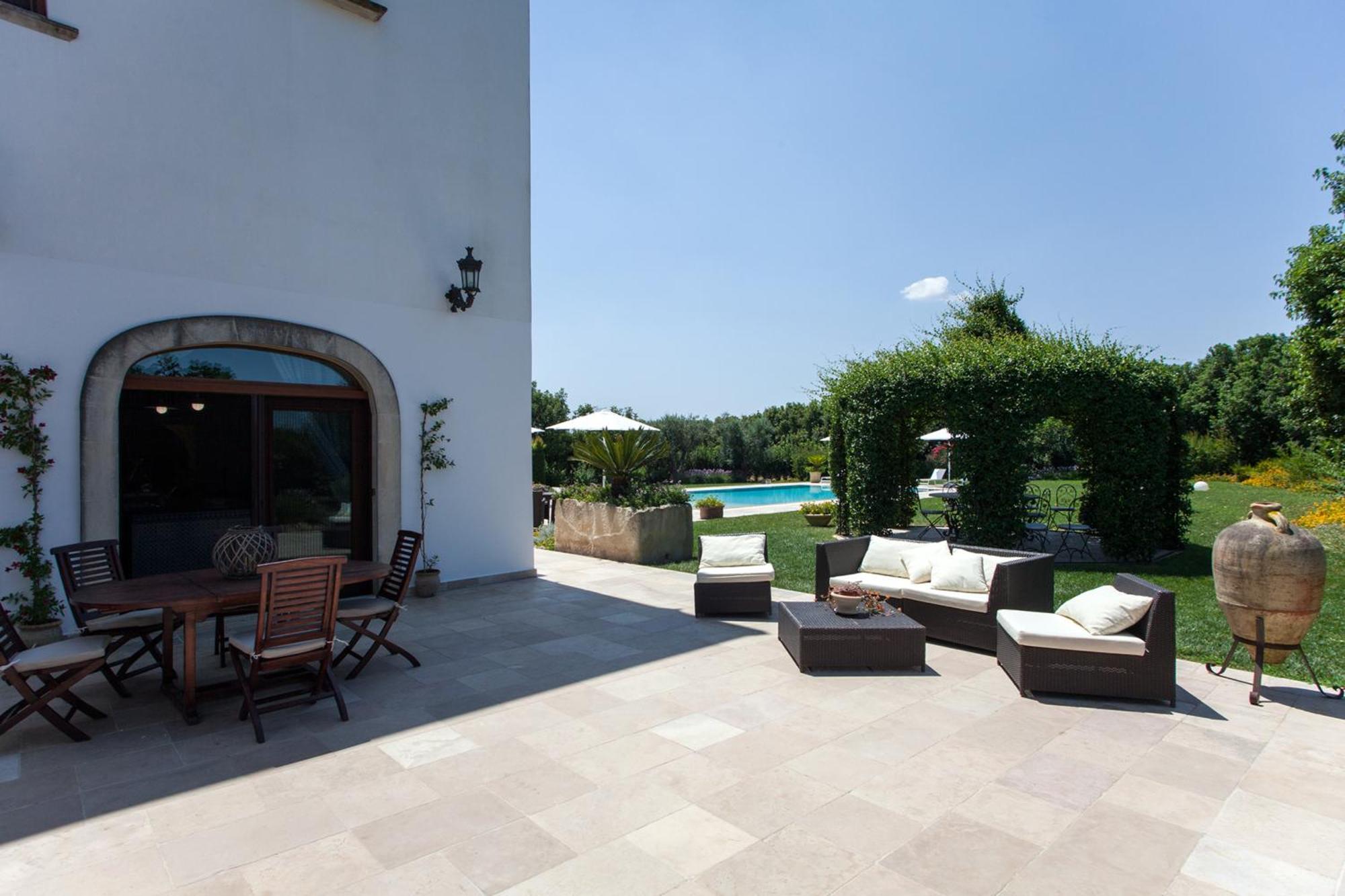 Villa Maxima Privacy And Pool - Happy Rentals Galatina Exterior photo